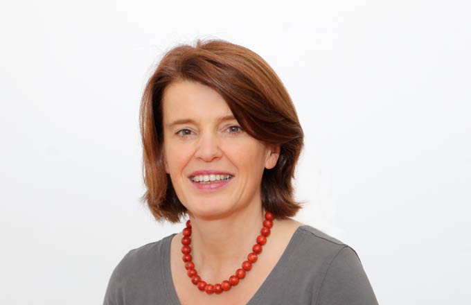 Dr. med. Christel Sadok Dr. med. Christel Sadok